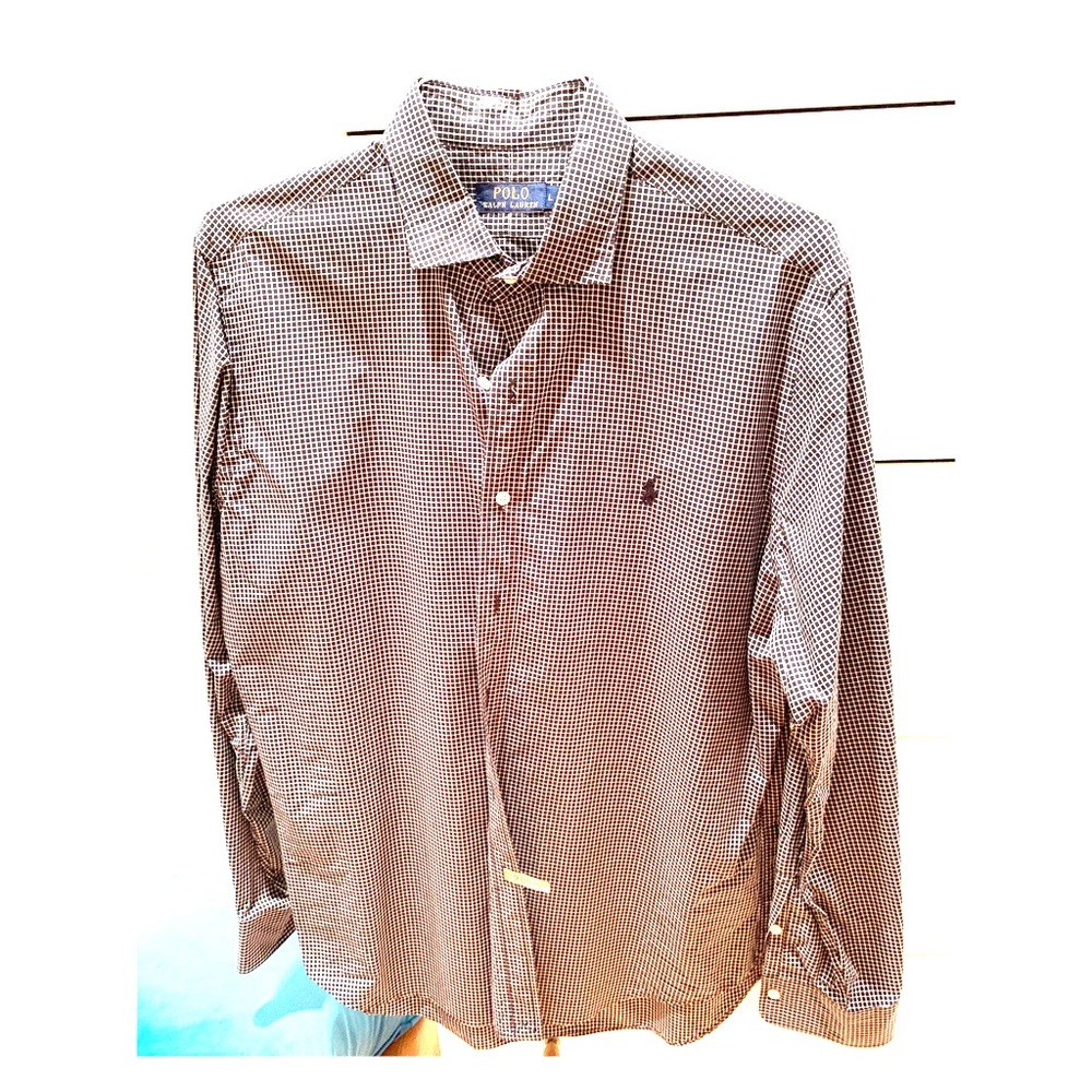 Black and white Ralph Lauren buttons down shirt